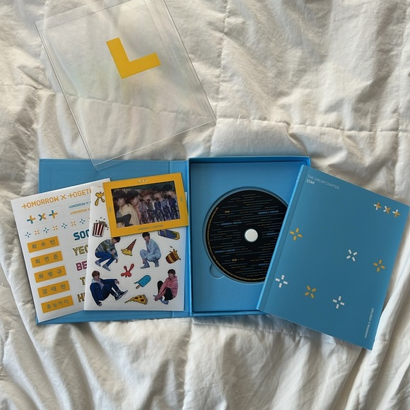 TXT Album The Dream Chapter Star, with additional stickers, CD, and photo album - Picture 2 of 4